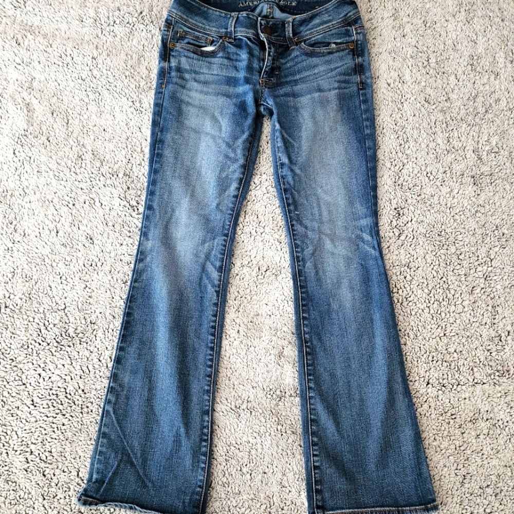 American Eagle Kick Boot Jeans Size 2/Short EUC